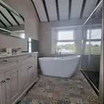 Luxurious With Hot Tub, District *